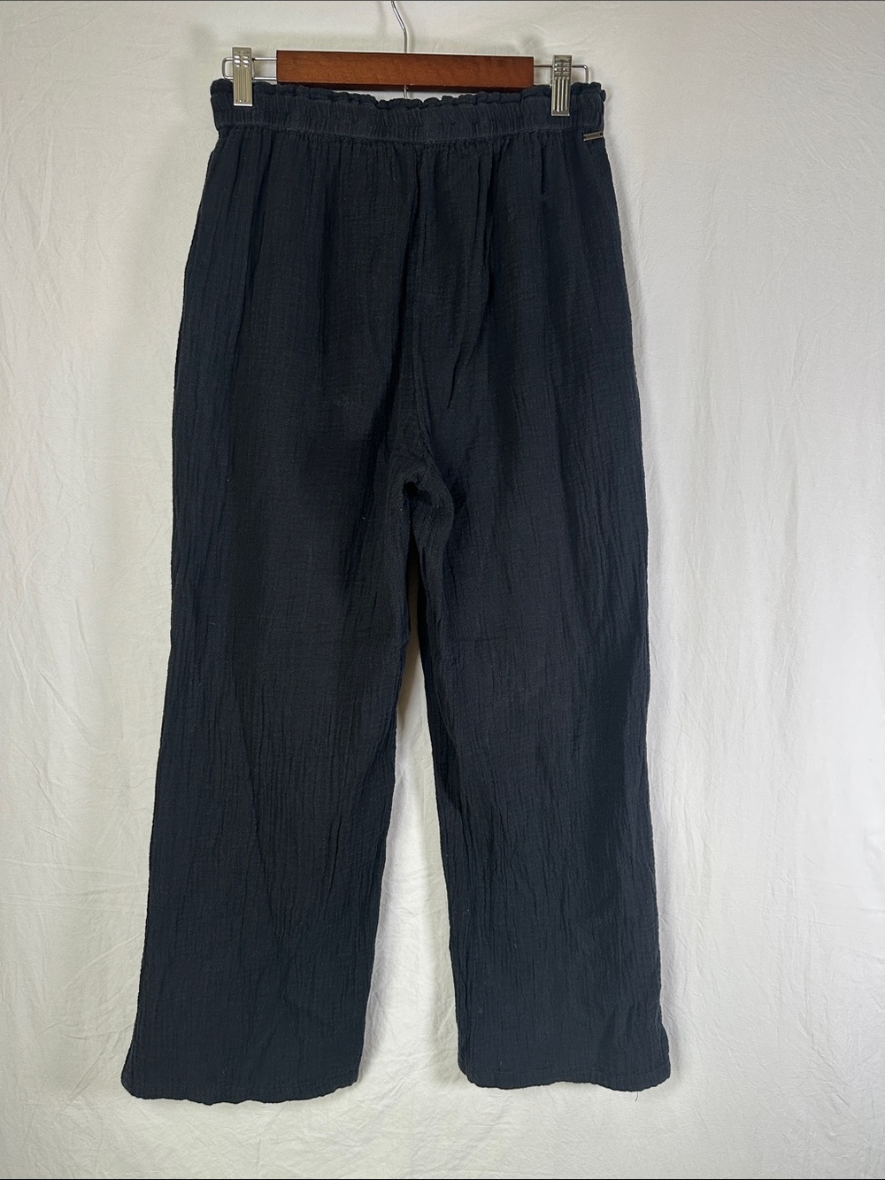O'Neill Black Relaxed-Waist Women's Jogger Pants - Picture 3 of 6